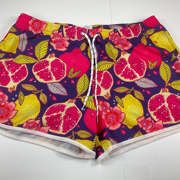 Lemon and pomegranate women's shorts size XL with pockets Summer Shorts - Picture 1 of 2